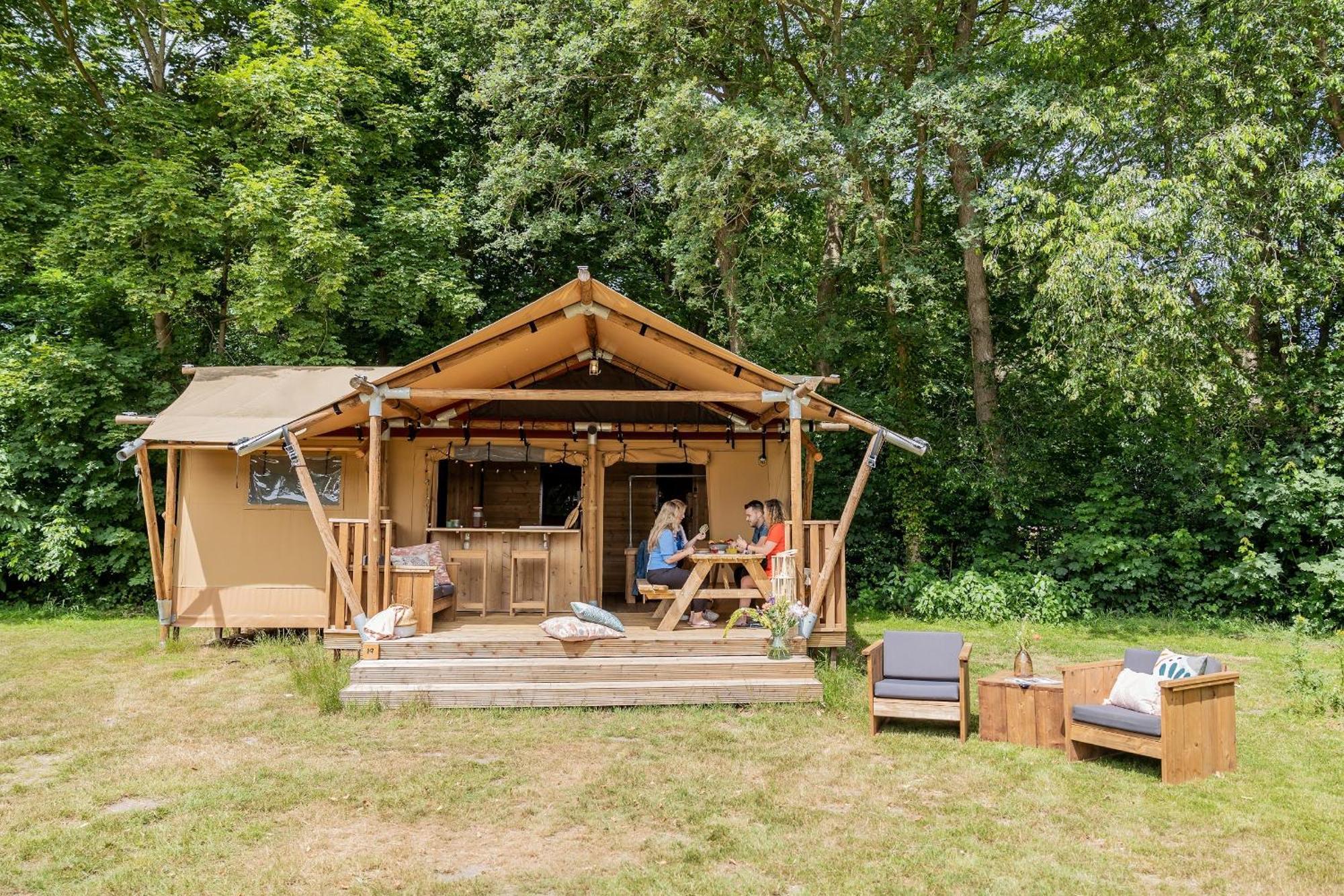Camping Rcn La Ferme Du Latois Coëx Cameră foto